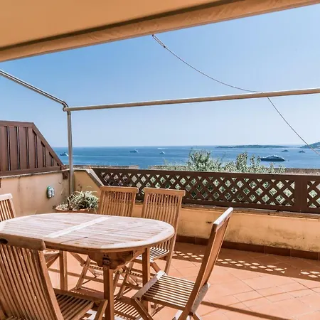 Portisco Apartment *